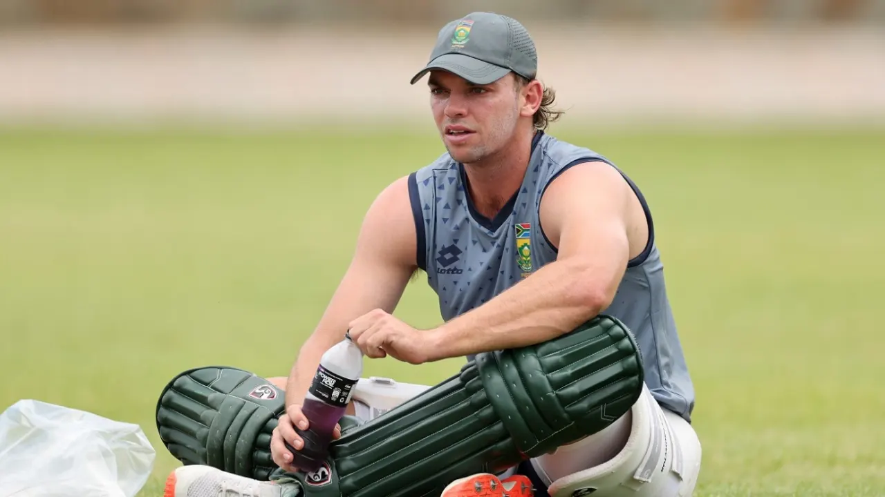 'South Africa's New Test No. 3: Big, Strong, Strapping Stubbs'