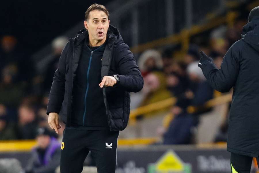 Lopetegui laments West Ham's disappointing home loss to Villa: A bitter pill to swallow