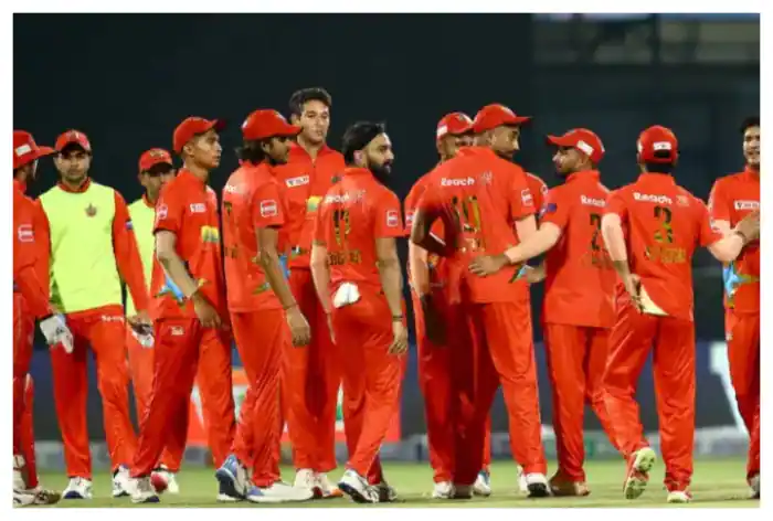 East Delhi Riders Dominate South Delhi Superstarz in DPL T20 Match, Securing Victory by Seven Wickets