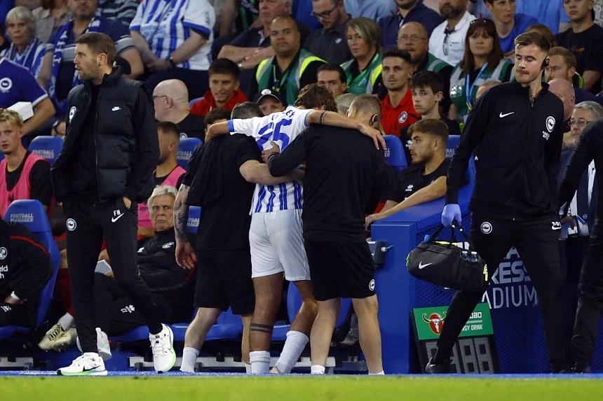 O'Riley injured as Brighton dominate Crawley with a 4-0 victory in League Cup