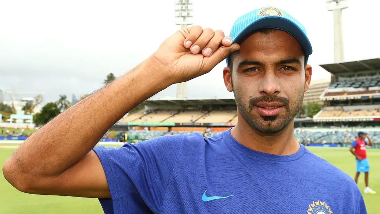 Barinder Sran announces retirement from international and domestic cricket