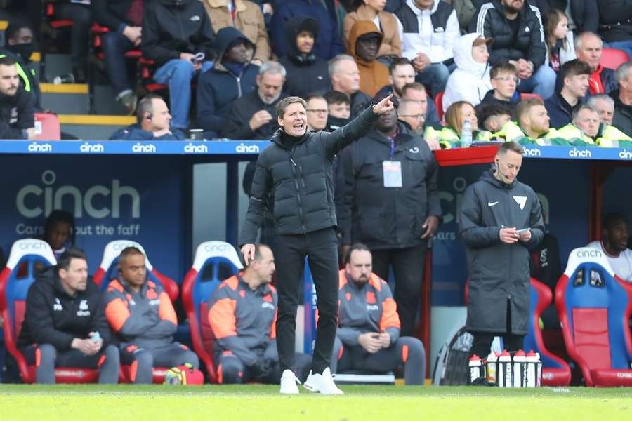 Glasner emphasizes Palace's commitment to Carabao Cup