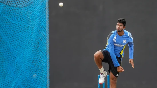 Washington Sundar's mid-series inclusion in IND's squad for NZ Tests shocks former cricketer, questioning Ashwin's fitness