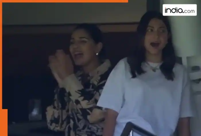 WATCH: Anushka Sharma and Sanjana Ganesan react passionately to Mitchell Starcâ€™s wicket, their priceless reaction breaks the internet!